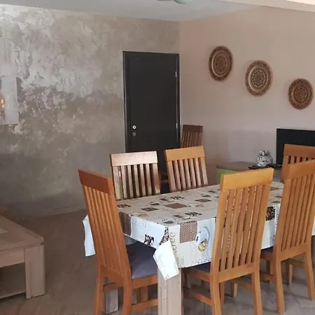 Apartment Andela 5 Makarska