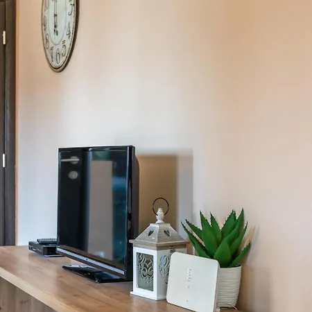 Апартаменты Andela 5